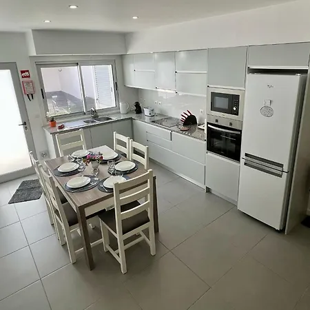 Amazing Blue House * Ribeira Grande